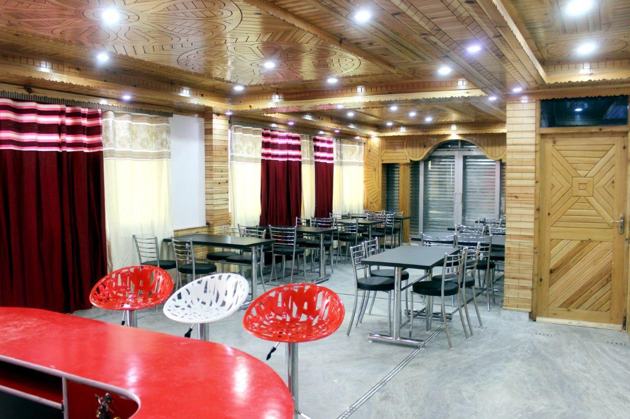 Hotel Uttarayan Sāngla Buitenkant foto
